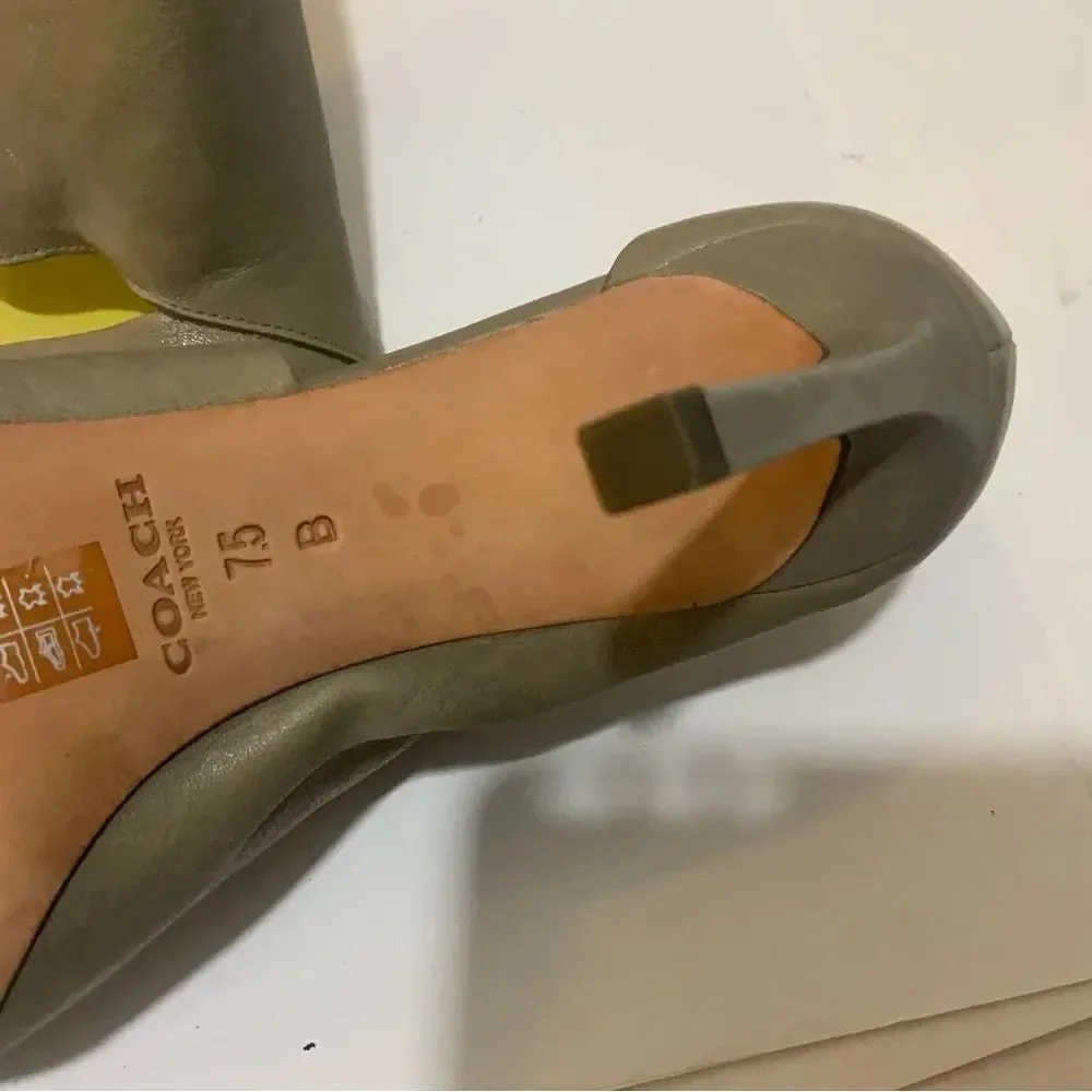 Coach Manhattan Genuine Leather Grey Stiletto Sandal Size 7.5 B